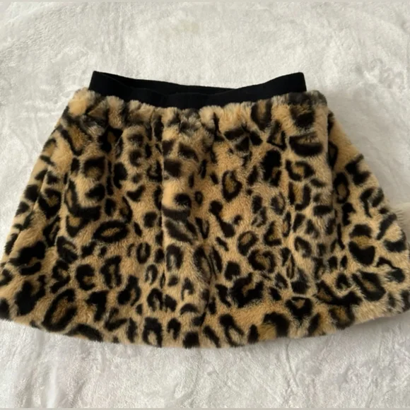 Cream Knit Sweater - Picture 5 of 6